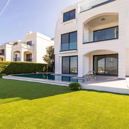 Cozy With Private Pool And Luxuriest Views Bodrum